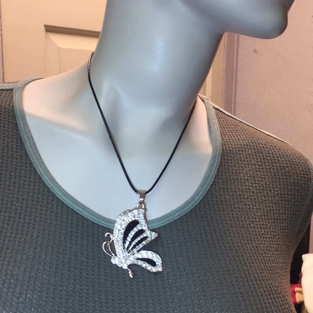 Butterfly Necklace 18” Adjustable